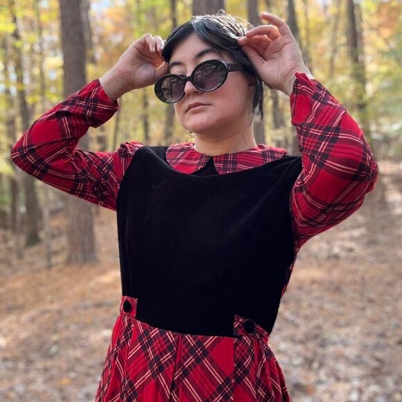 VINTAGE 80s 'Karin Stevens' tartan plaid, pleated, maxi dress w/ velvet bodice! - Picture 7 of 8